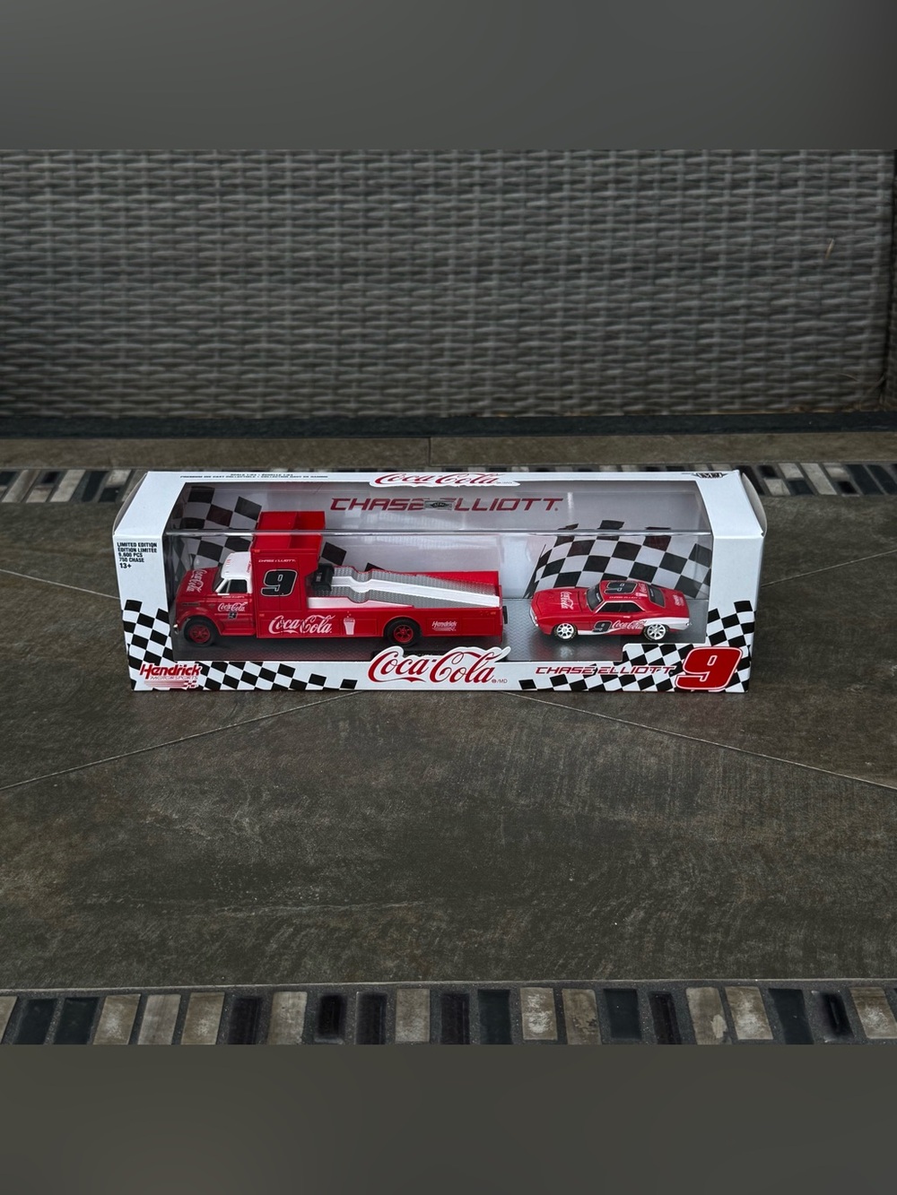 M2 Machines Coca-Cola 1968 Chevrolet C60 Truck w/1969 Chevrolet Camaro M2 1:64